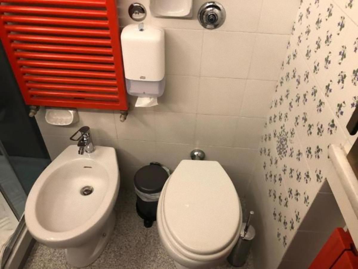 Tourist House Bologna - Fringe - Self Check-In Apartment Luaran gambar